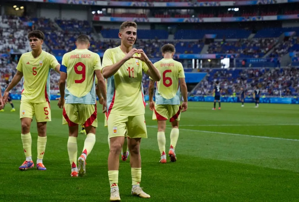 Fermín López marcó doblete