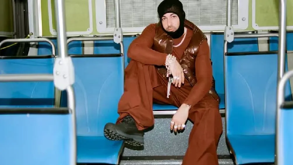 El cantante lanza su nuevo álbum llamado "permanente". Foto Javier Betancourt.