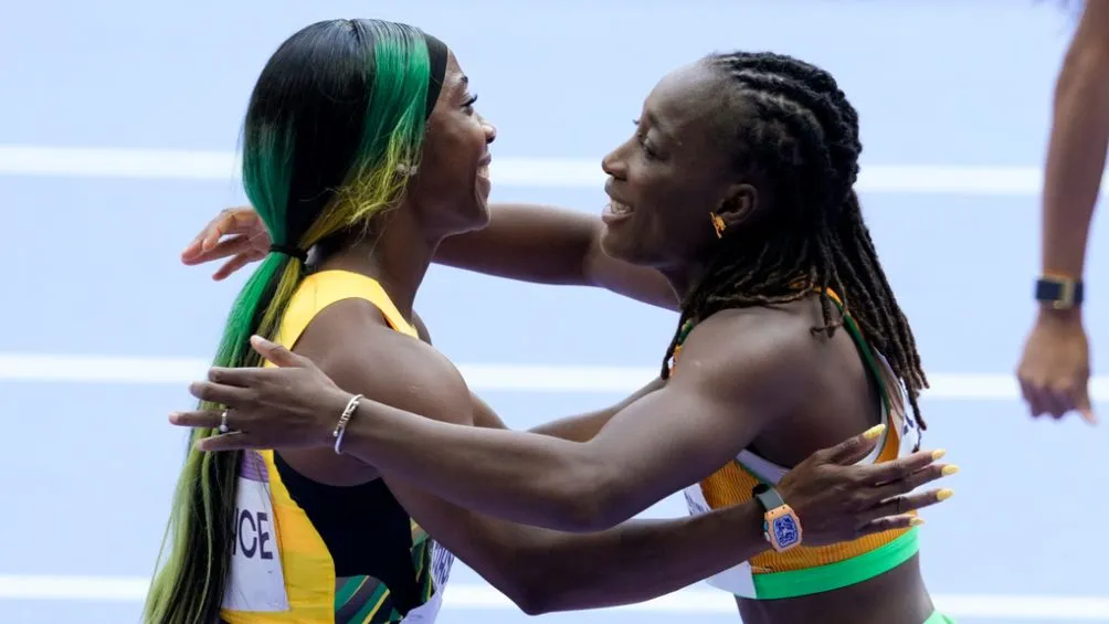 AP Fraser-Pryce en competencia