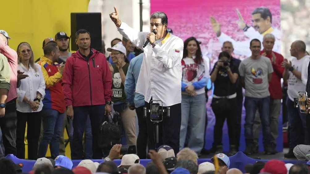 Nicolás Maduro se declara ganador de las elecciones para seguir como Presidente.