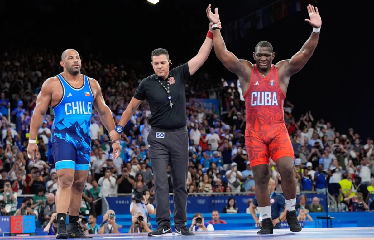 AP Mijaín venció a Yasmani Acosta