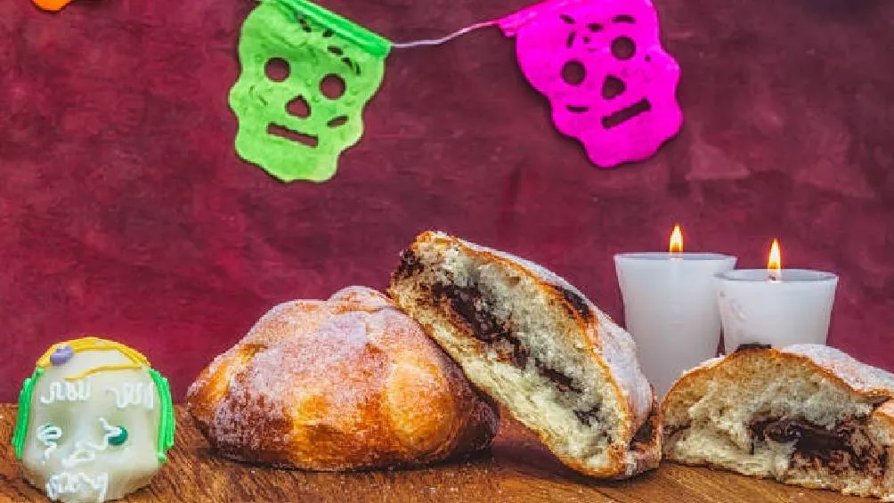 El pan de muerto es un tipo de pan tradicional mexicano que se elabora especialmente para la celebración del Día de Muertos Foto iStock