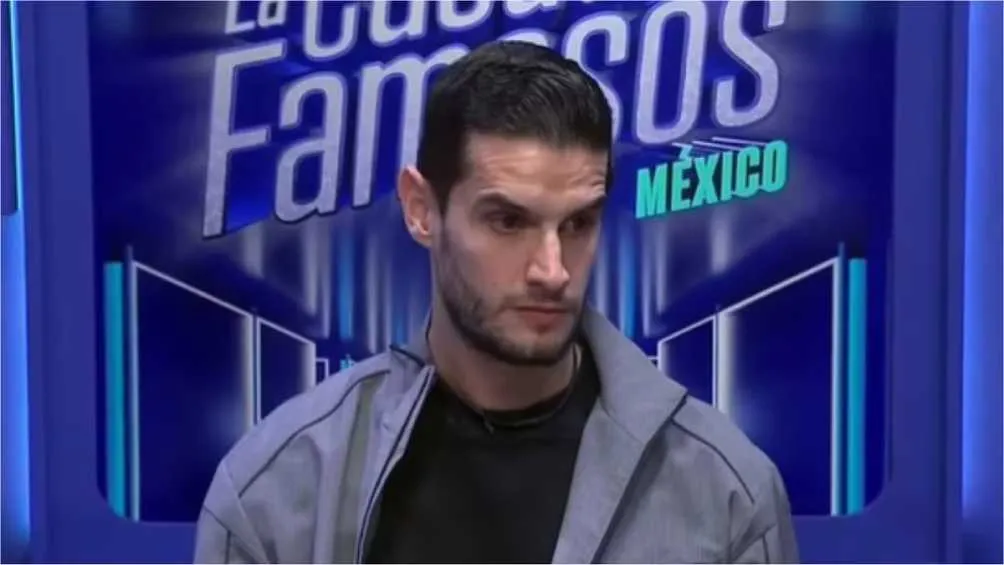 Adrián Marcelo ha recibido fuertes críticas por su comportamiento en el reality show.