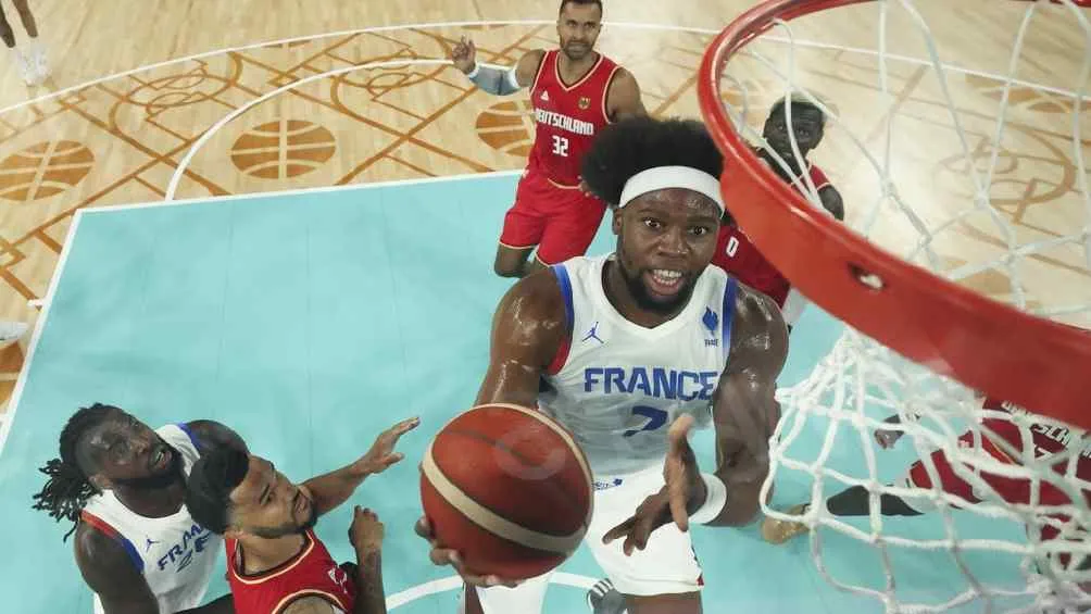 Francia quiere ganar en casa