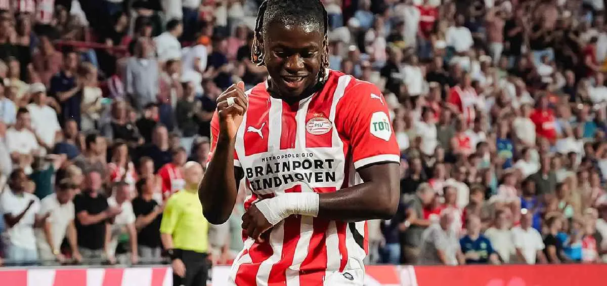 X:PSV PSV debuta con goleada