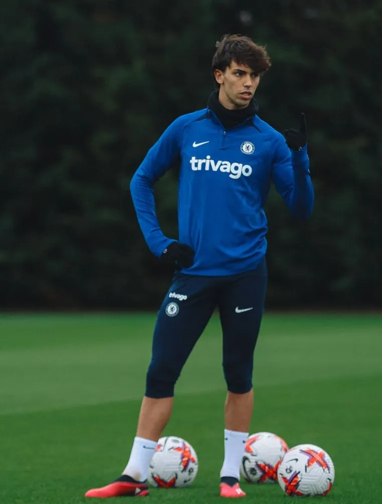 João Félix en entrenamiento con el club inglés