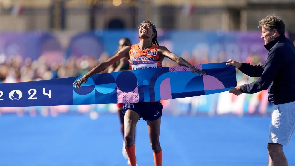 La neerlandesa al cruzar la meta en París