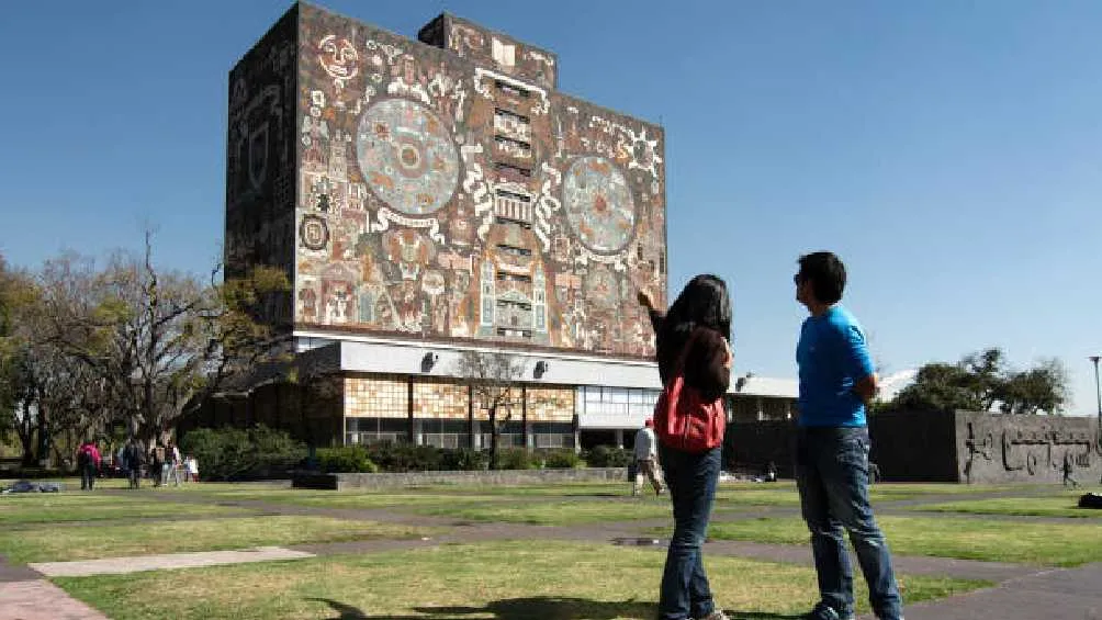 Pixabay La Biblioteca Central de la UNAM es un símbolo de la CDMX.
