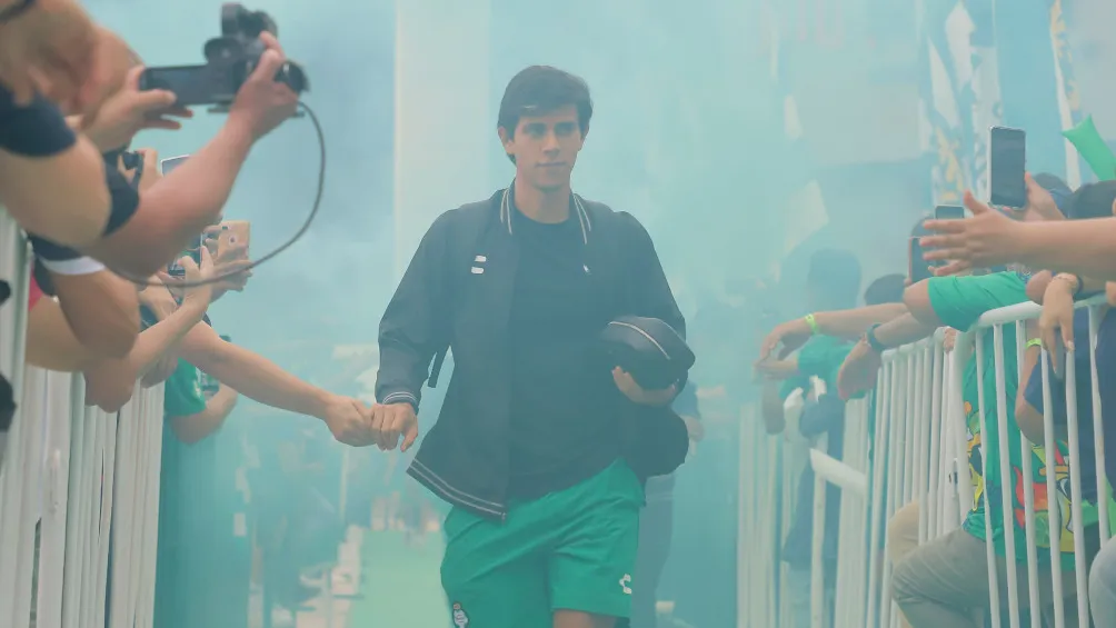 Macías estará un mes fuera de las canchas