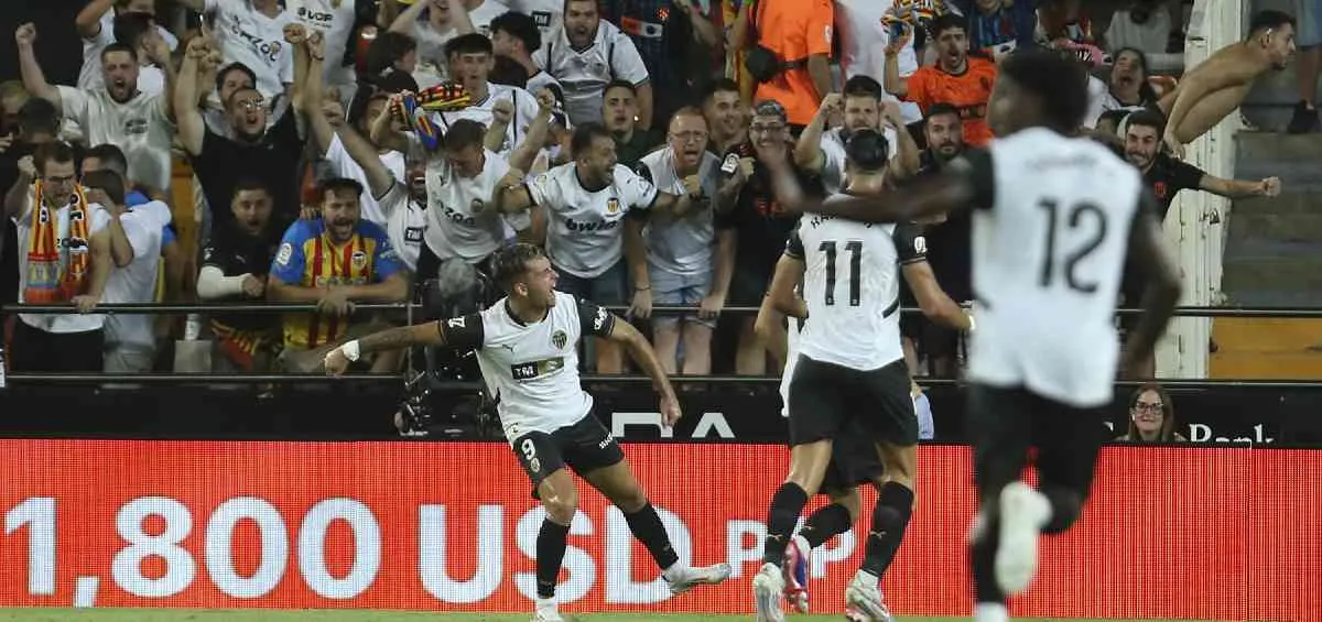 Valencia cae en Mestalla