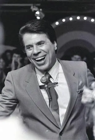 Redes Sociales Desde la década de los 60 estaba en los medios de comunicación.