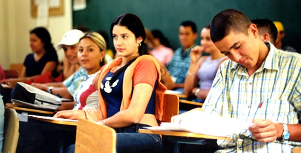 Los estudiantes serán los primeros beneficiarios.