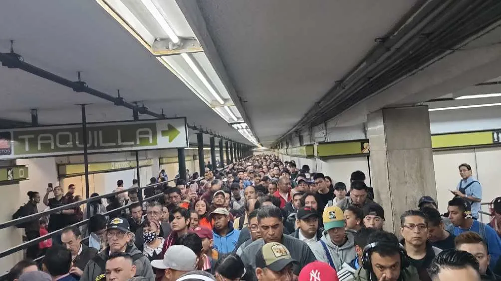 Así lucían los andenes en diferentes estaciones de la Línea verde.