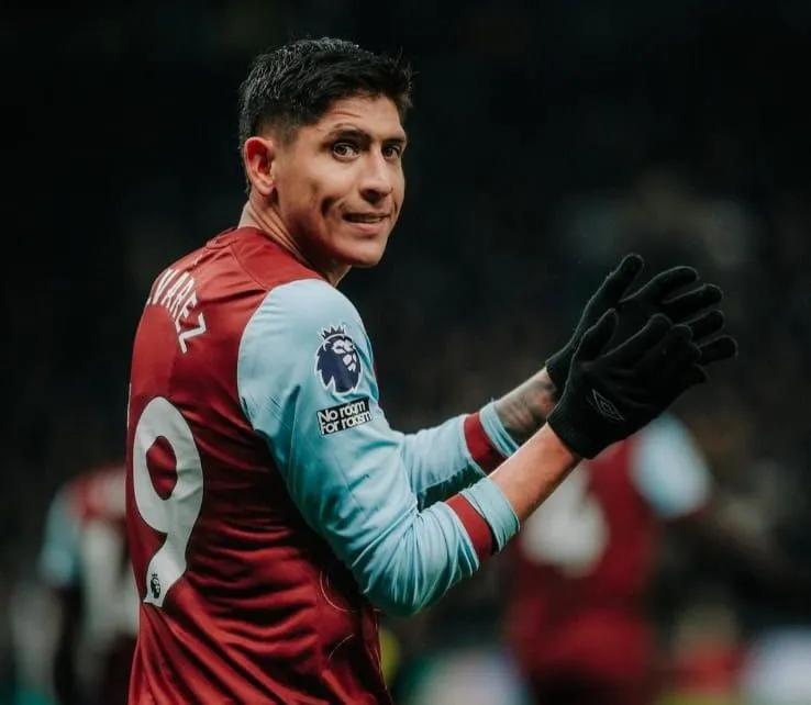 IG @edsonnalvarez Álvarez en un juego del West Ham