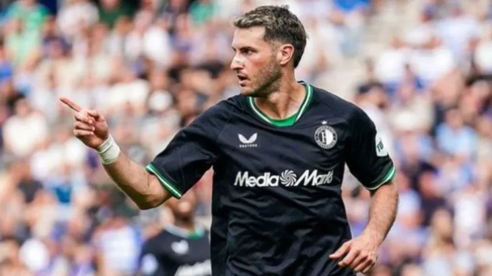 Santiago Giménez con el Feyenoord