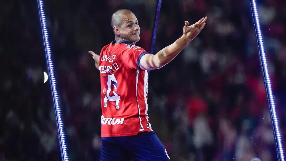 Chicharito ha quedado a deber en Chivas