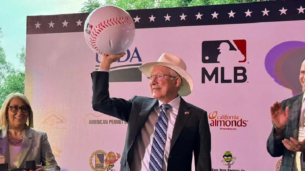 El Embajador estadounidense Ken Salazar criticó la Reforma al Poder Judicial.