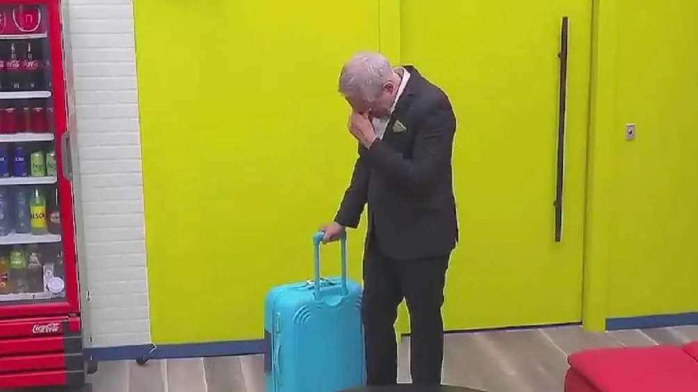 Twitter: @LaCasaFamososMx El miércoles Arath de la Torre podría salirse del reality show.