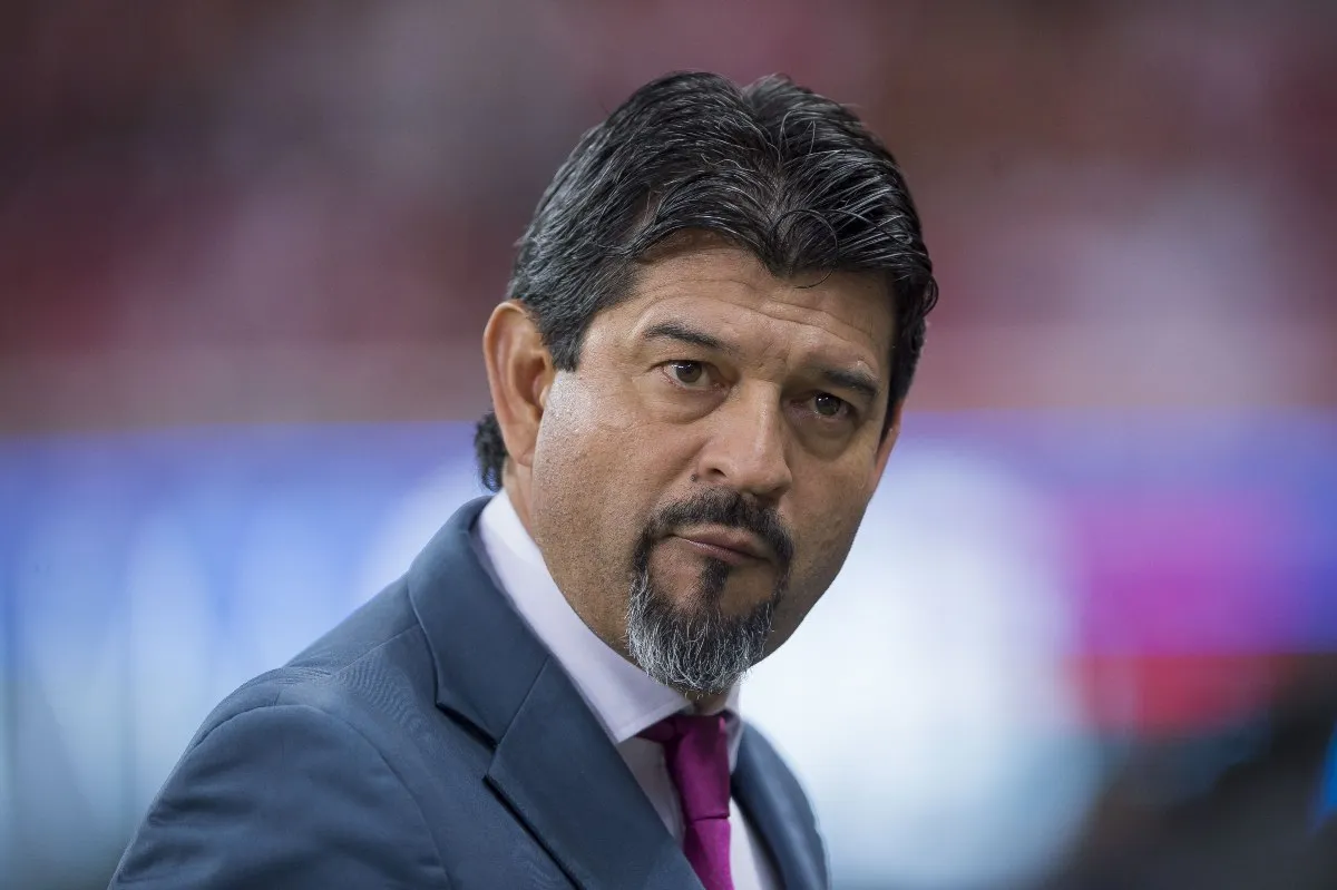 MEXSPORT El paraguayo en Chivas