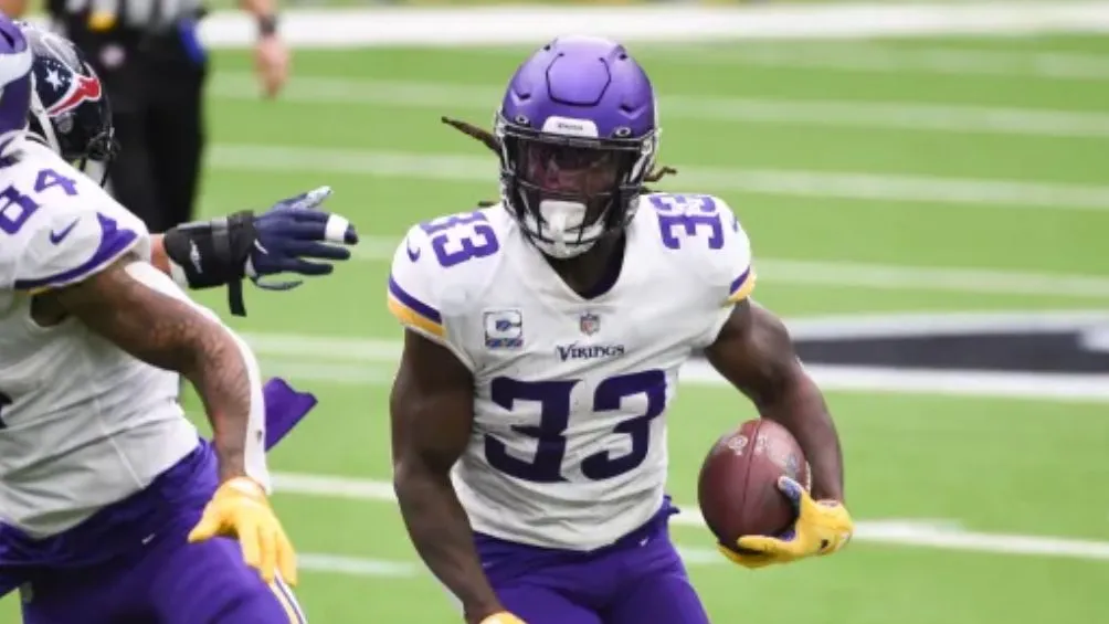 AP Cook con los Vikings