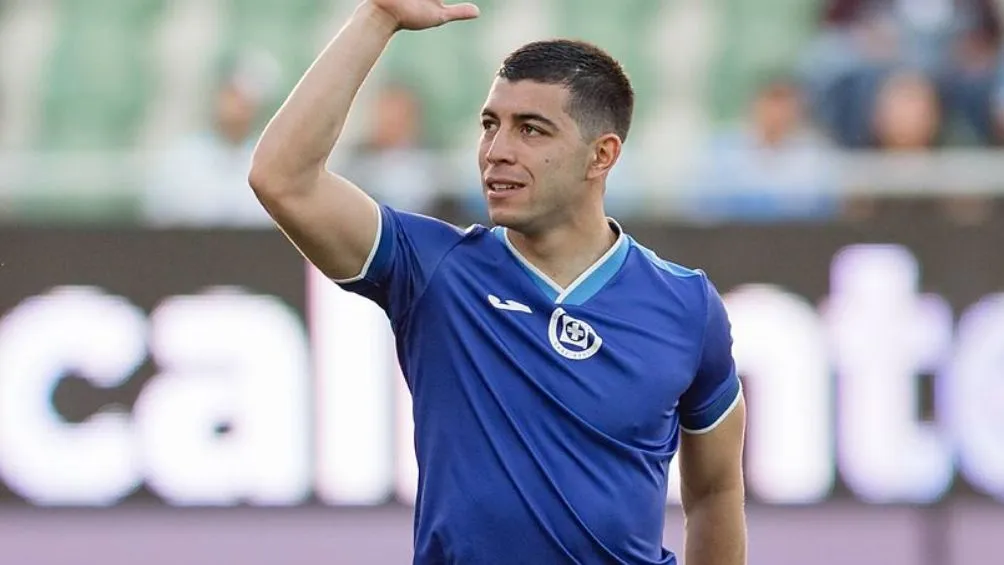 MEXSPORT El mediocampista entrenando con Cruz Azul