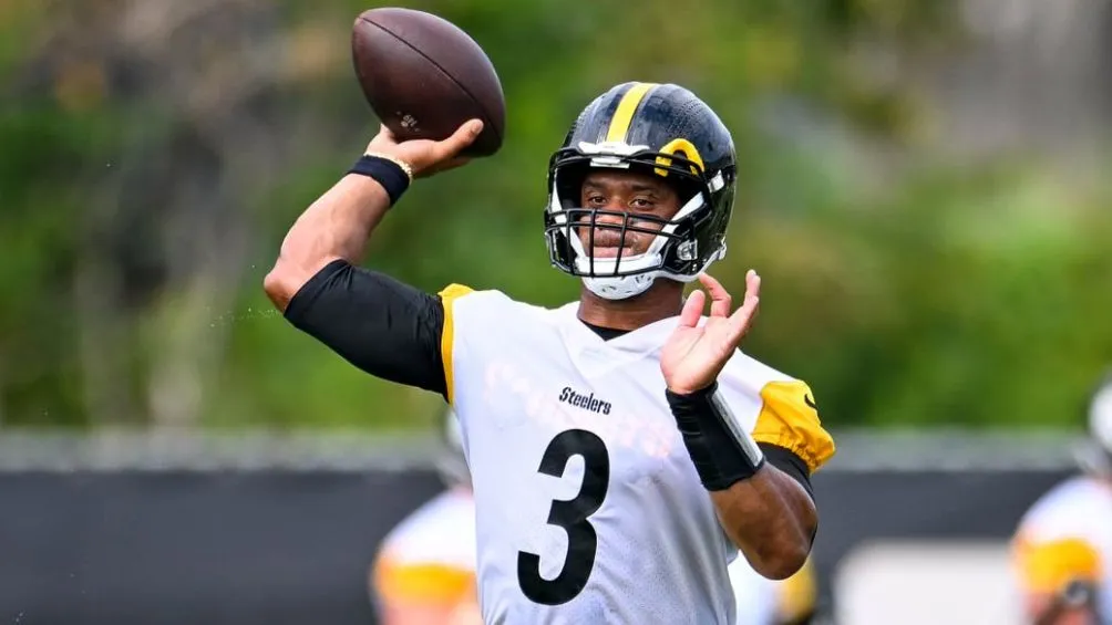 TWITTER: @steelers Russell Wilson