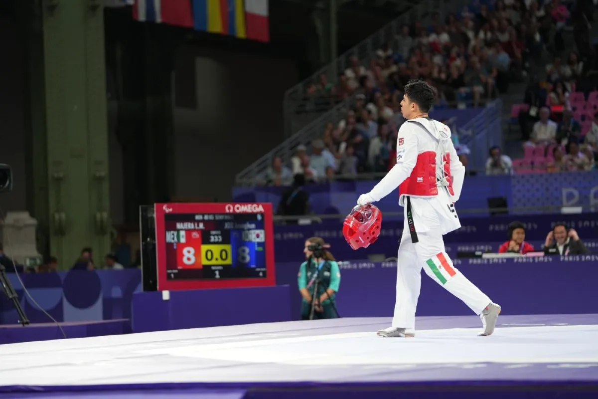 X: @COPAME El taekwondoín ganó la primera plata en la historia de México en la disciplina