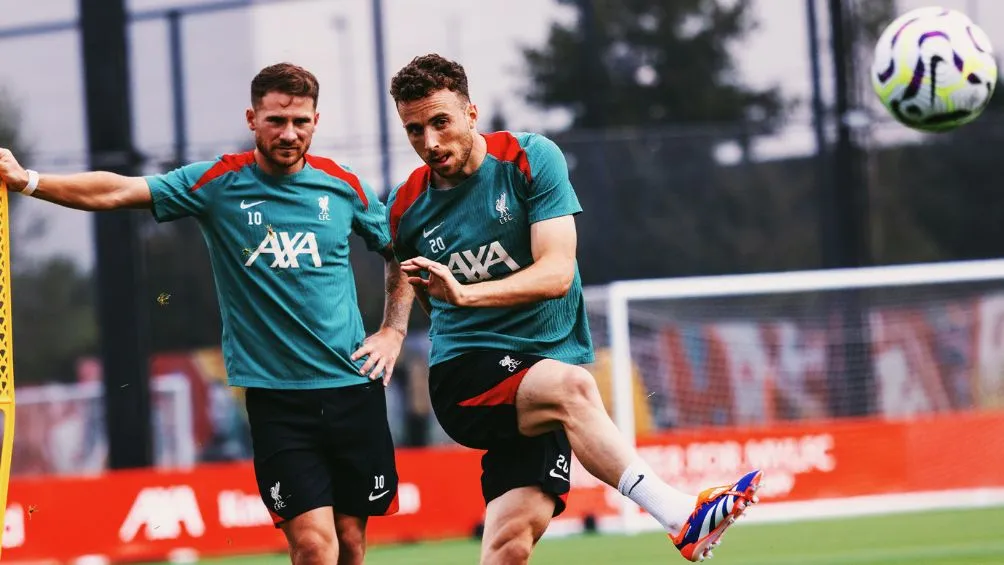 TWITTER: @LFC Diogo Jota