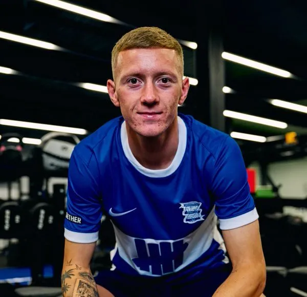 Jay Stansfield, nuevo jugador del Birmingham City