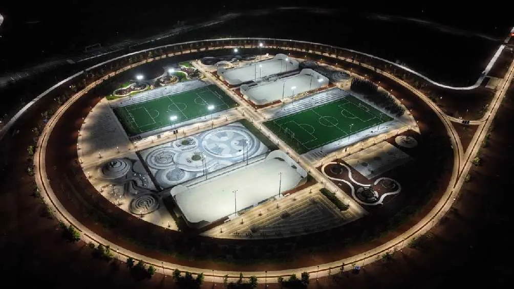 Twitter: @JPDeBotton El Parque Ecológico Lago de Texcoco es gratuito para todas las personas.