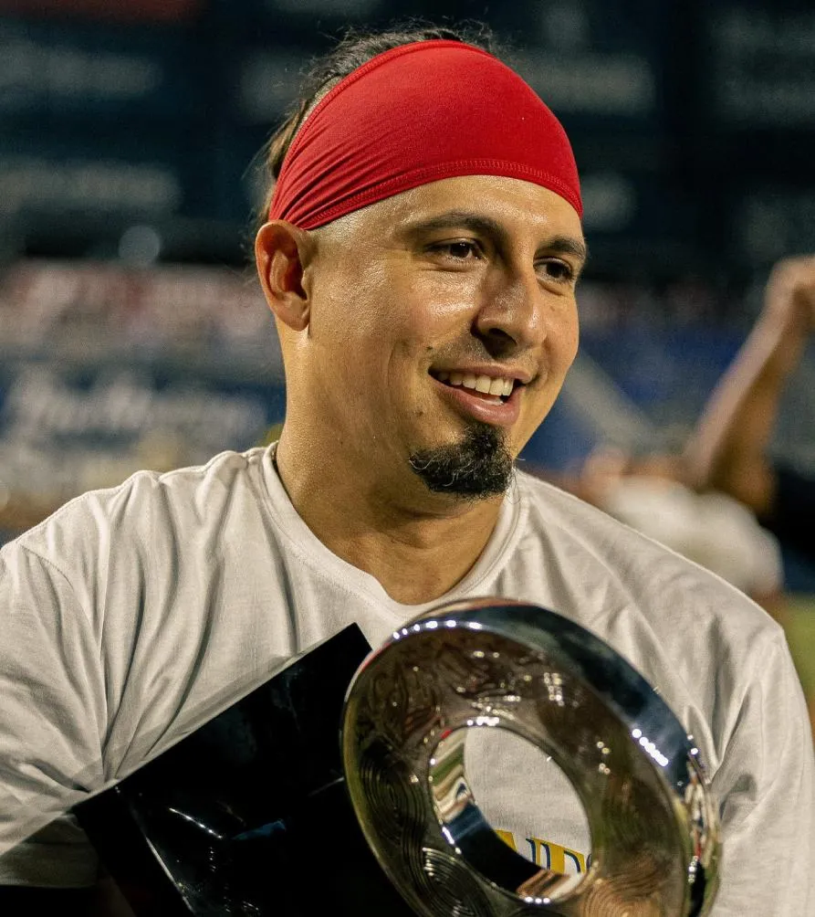 X: @SultanesOficial Sultanes festeja campeonato de Zona Norte