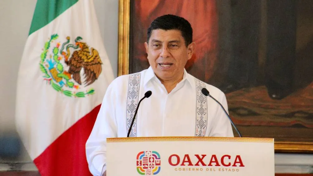 Gobierno de Oaxaca. El mandatario del estado de Oaxaca busca prohibir la distribución de corridos tumbados y reggaetón.