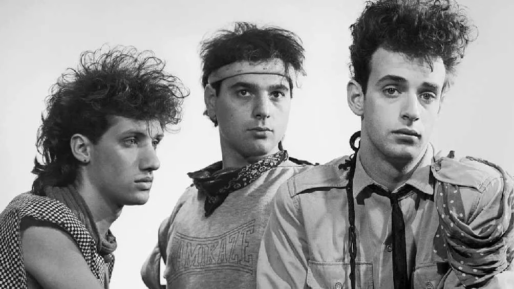 Soda Stereo es una histórica banda de rock que debutó en 1982.