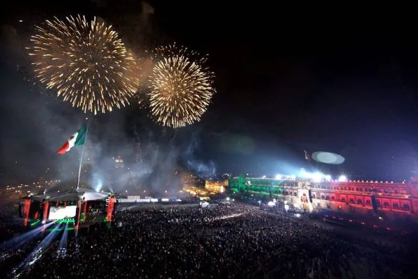 Foto especial El zócalo es visitado por miles de personas para disfrutar de los eventos que se realizan