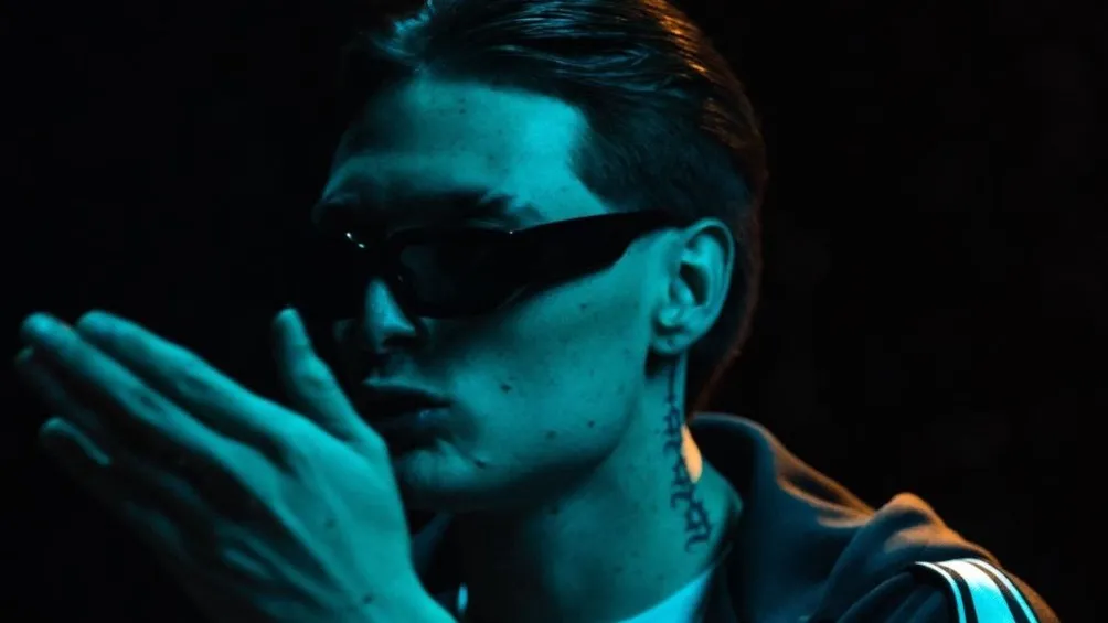 Peso Pluma invita a jugadores de SJ Earthquakes