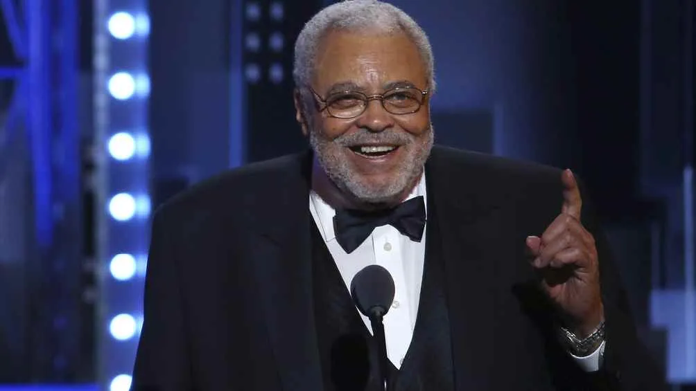 A lo largo de su carrera se ganó varios premios, incluido un Óscar honorífico.