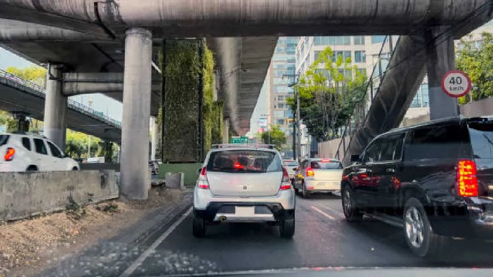 El Hoy No Circula aplica de lunes a sábado en todo el Valle de México.