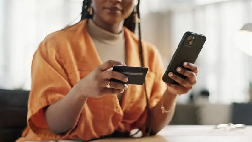 El uso de ciertas palabras puede activar alertas en el SAT, resultando en un examen más exhaustivo de las transacciones.