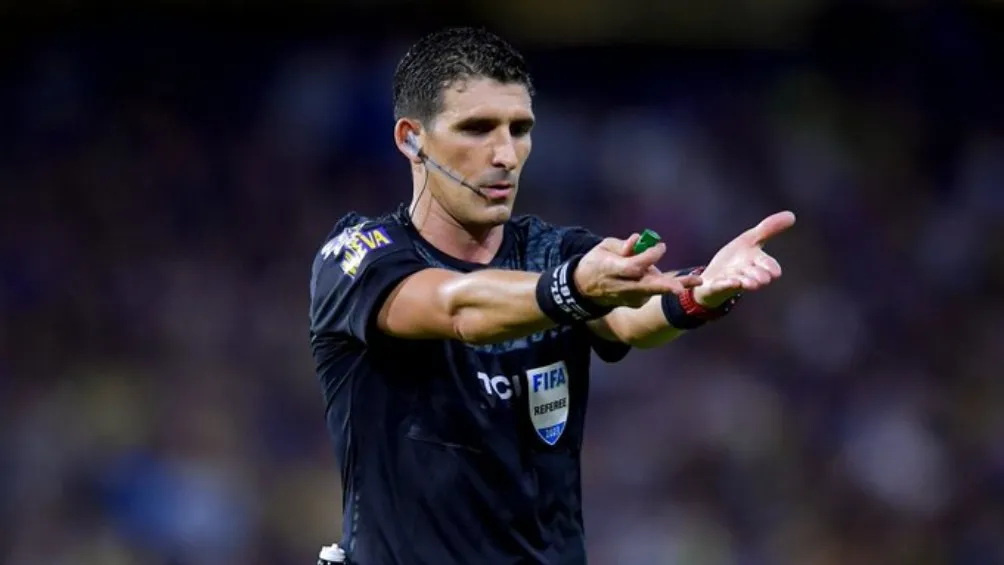 X: @splinterboster0 Andrés Merlos, árbitro que acusa a Fassi