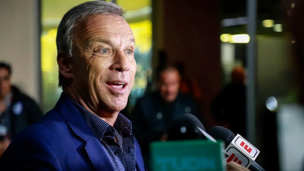 IMAGO7 Fassi es acusado de llevar gente armada al vestidor