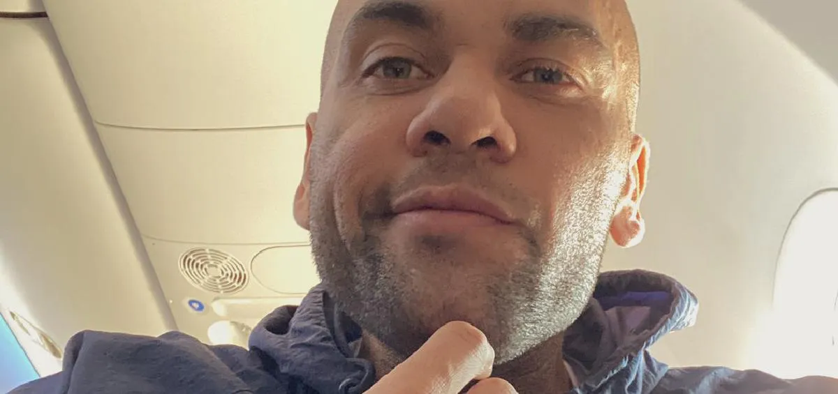 Es captado en playa paradisíaca