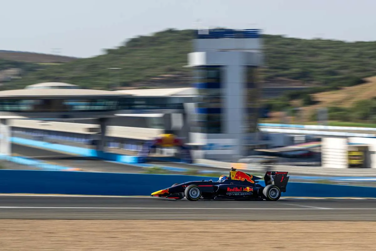 Rivera se sumará a la academia junior de Red Bull