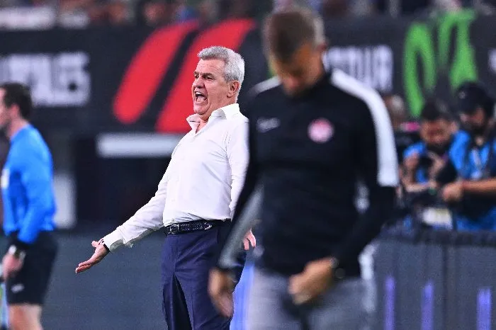 Aguirre en el juego contra Canadá