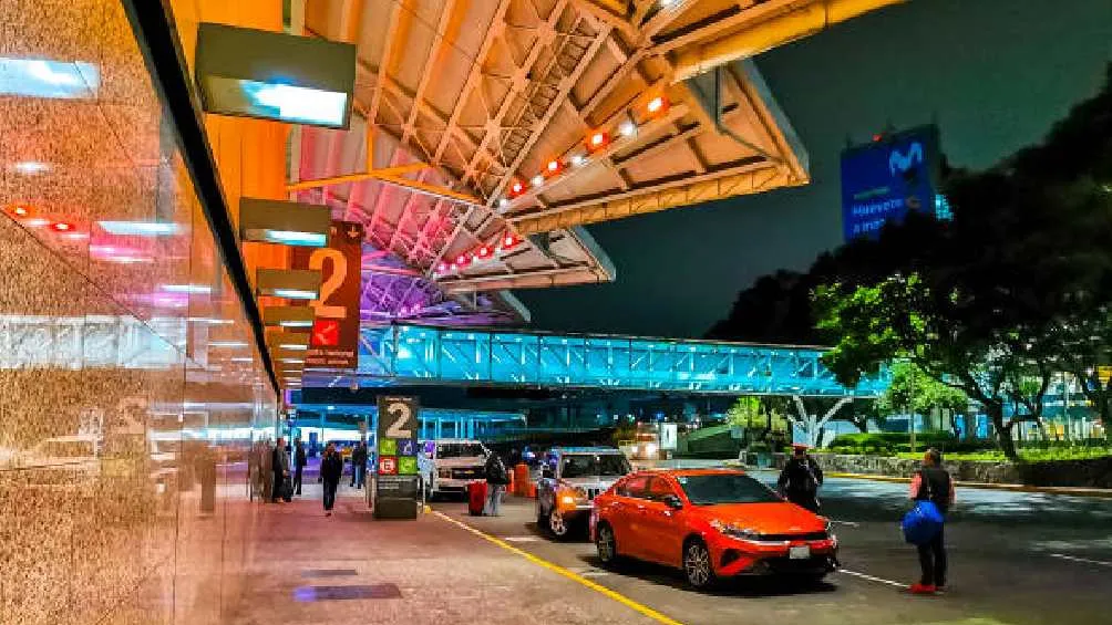 Los pasajeros deberán dirigirse a ciertas zonas para tomar taxis de app.