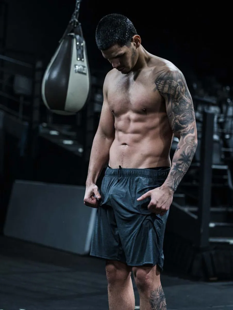 Berlanga llega invicto al combate ante Canelo