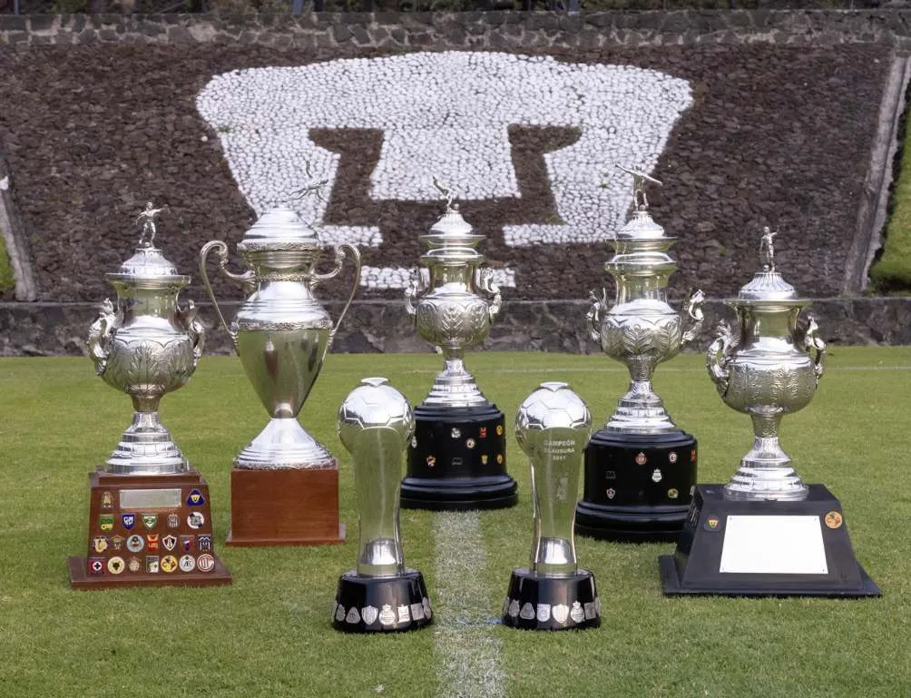 X: @PumasMX Trofeos nacionales de Pumas