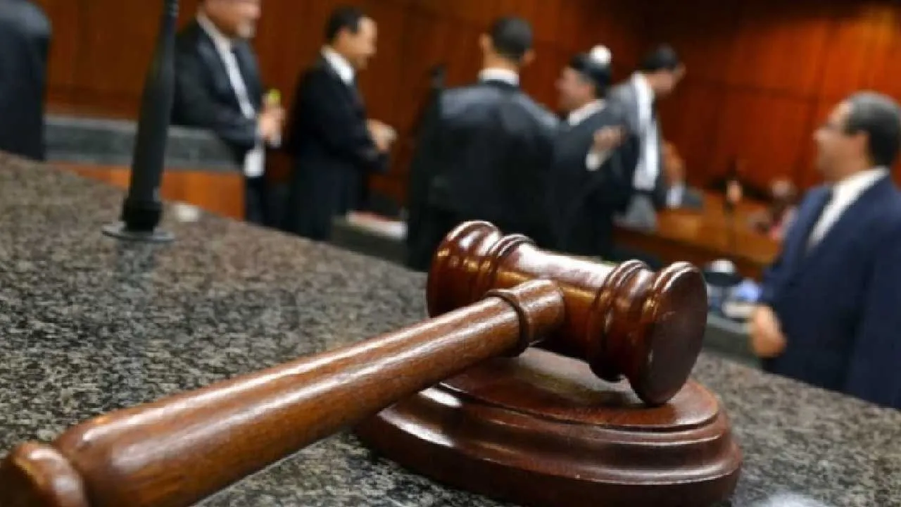 La reforma también busca reducir los cargos en la Suprema Corte de Justicia de la Nación.