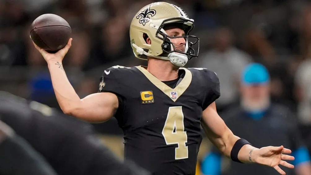 AP Derek Carr, QB de Saints