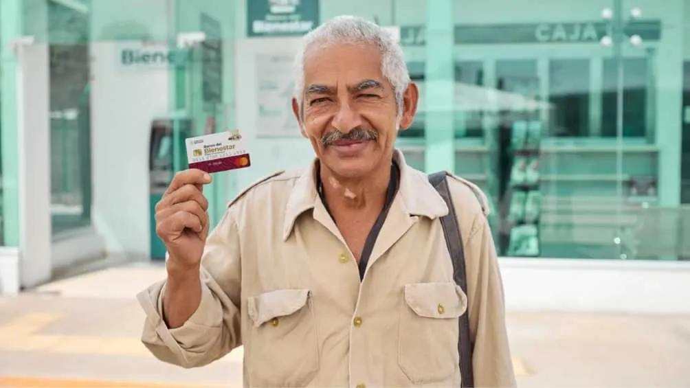 Actualmente los Adultos Mayores reciben una pensión de 6 mil pesos bimestrales.