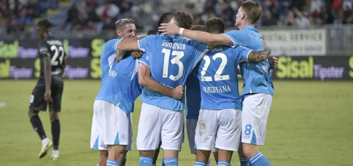 Napoli es líder de Italia